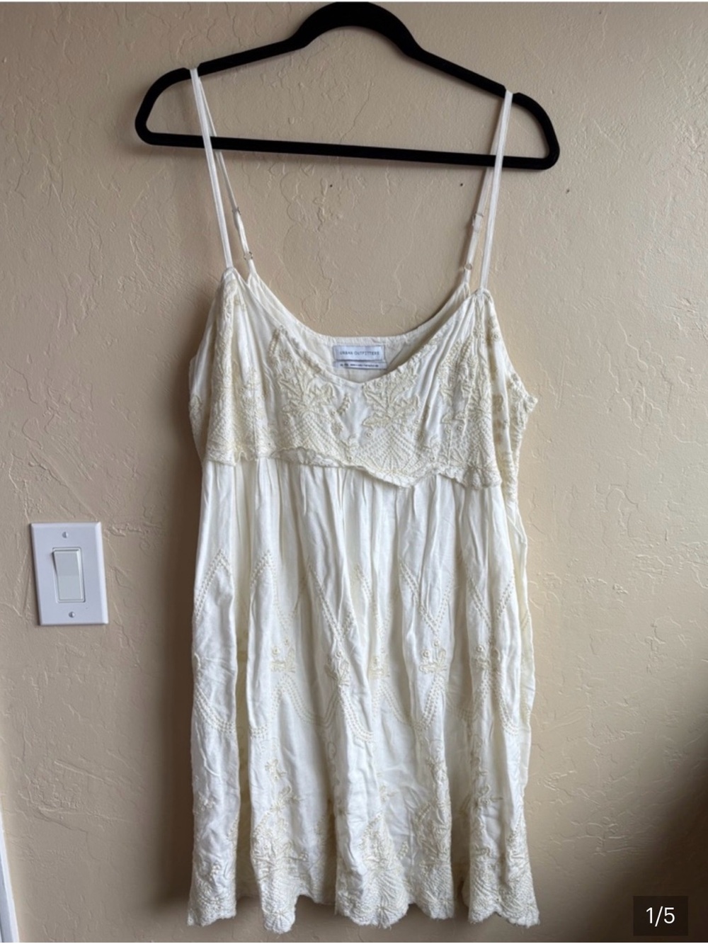 Cream Embroidered Spaghetti Strap Summer Dress Urban Outfitters NWT Size XL